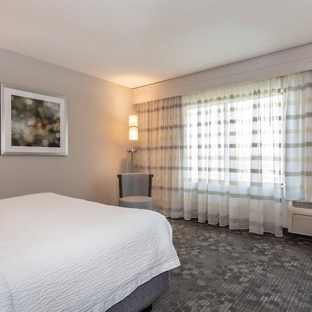 Courtyard By Marriott Charlotte Lake Norman Huntersville Exteriör bild
